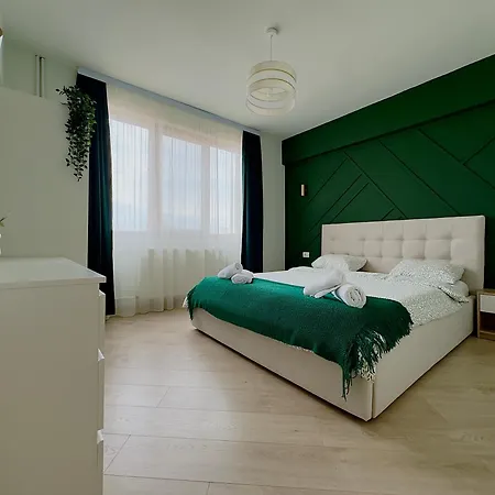 Station With Self Check-in *