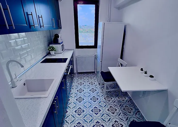 Station With Self Check-in *