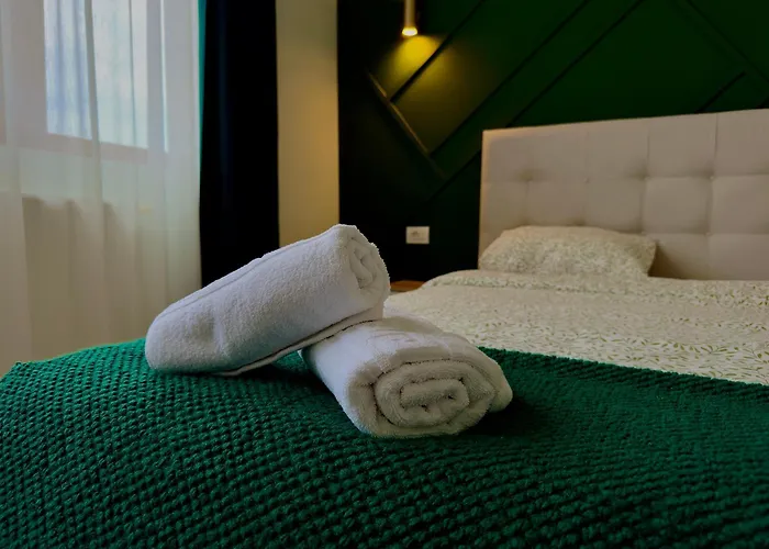 Station With Self Check-in Apartment *