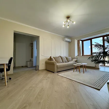 Station With Self Check-in * Timişoara